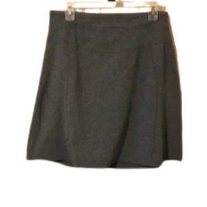 Adventura women’s gray athletic skirt size m EUC